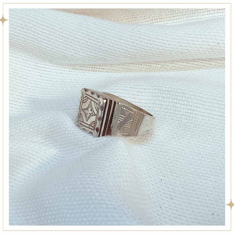 HASSAN Signet Ring