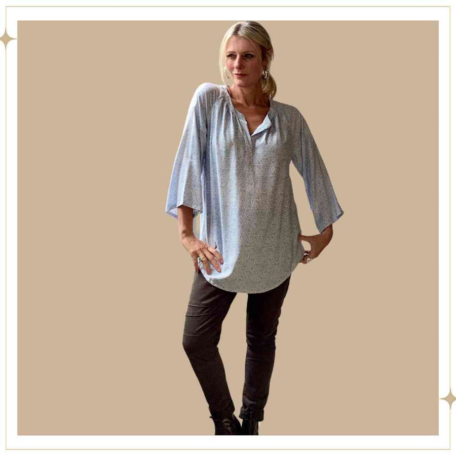 JAMILA blouse - Light Blue Floral