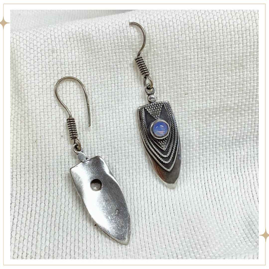 QAMAR - Moonstone & Silver Earrings